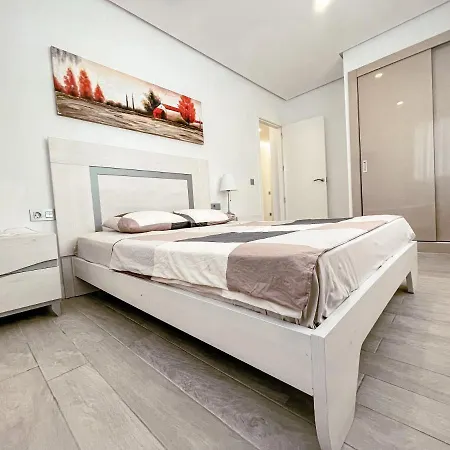 Апартаменты 3-bed Flat, Ocean Garden, Heated Pool, Parking, Pp207 *