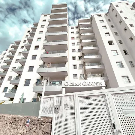 3-bed Flat, Ocean Garden, Heated Pool, Parking, Pp207