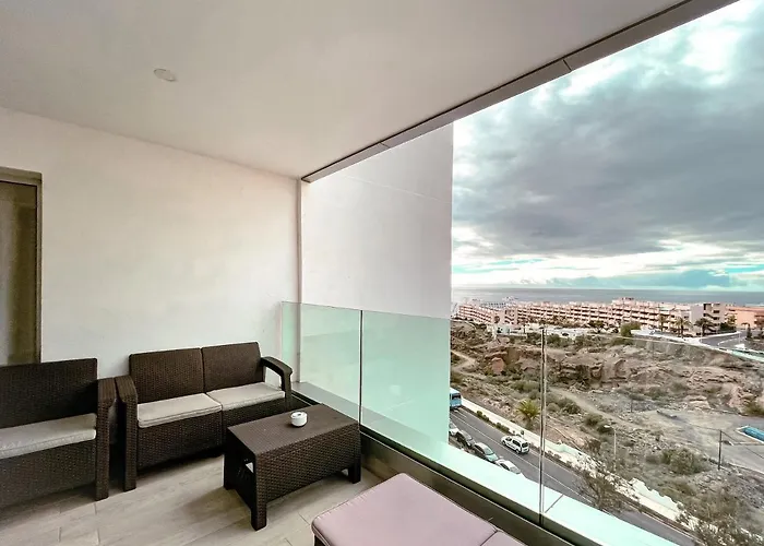 3-bed Flat, Ocean Garden, Heated Pool, Parking, Pp207 Адехе