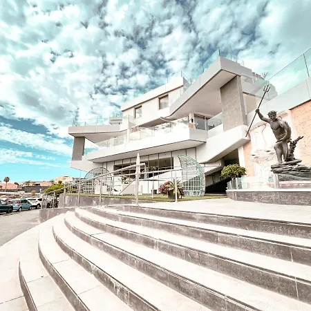 Apartamento 3 Bedroom Ocean Garden Apartment, Heated Pool & Parking, Pp207 *