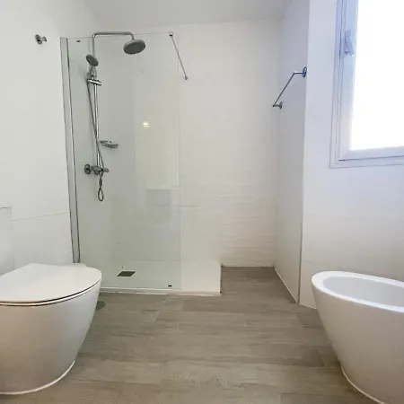 3 Bedroom Ocean Garden Apartment, Heated Pool & Parking Costa Adeje (Tenerife)
