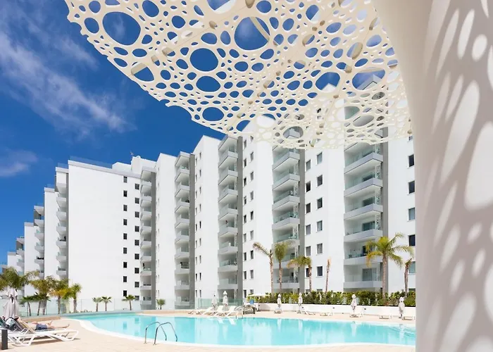 Appartamento 3-bed Flat, Ocean Garden, Heated Pool, Parking, Pp207