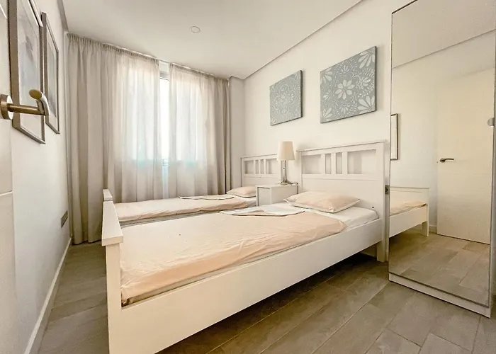 Apartmán 3-bed Flat, Ocean Garden, Heated Pool, Parking, Pp207